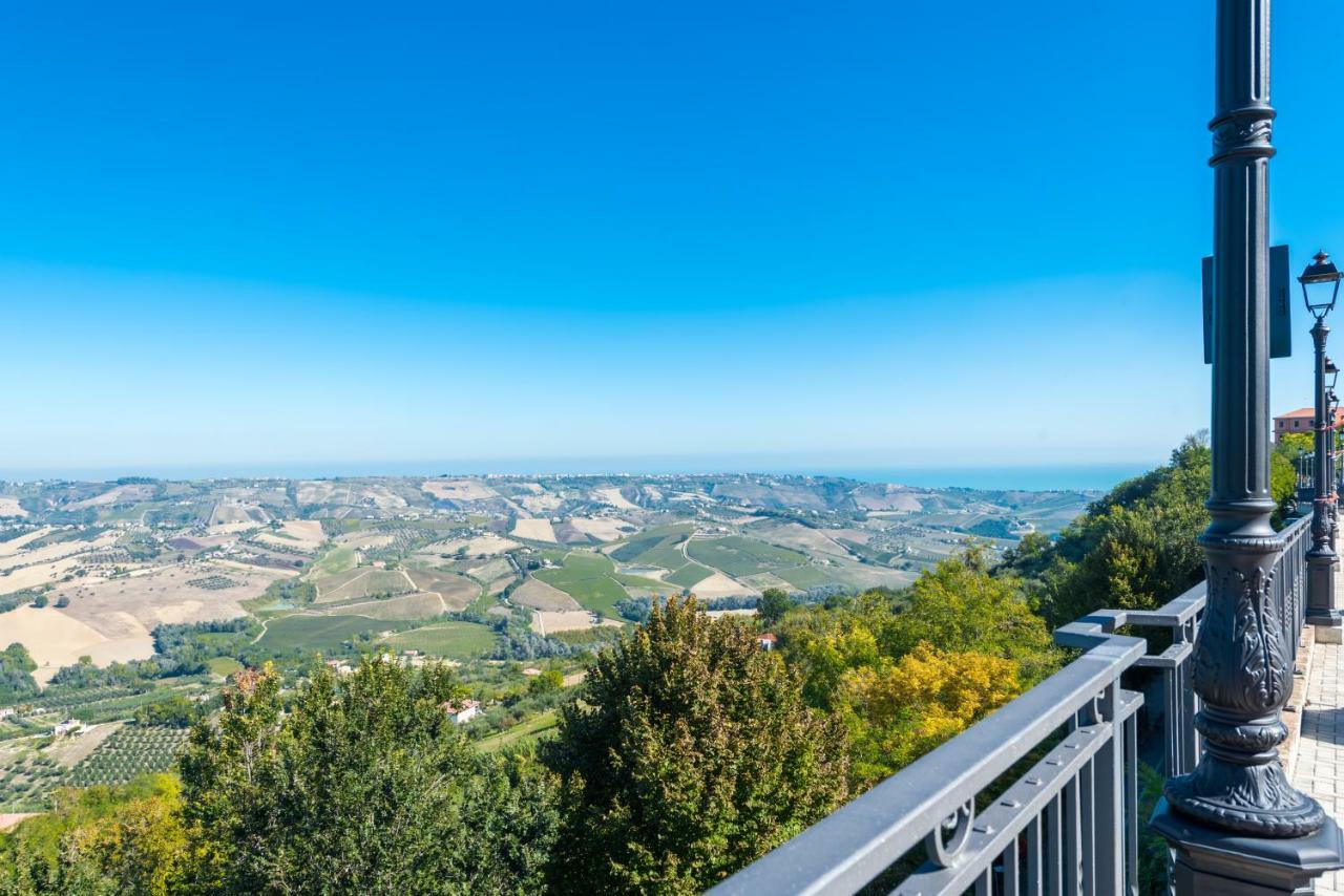 Sotto La Porta Borea Città Sant'Angelo Exterior foto